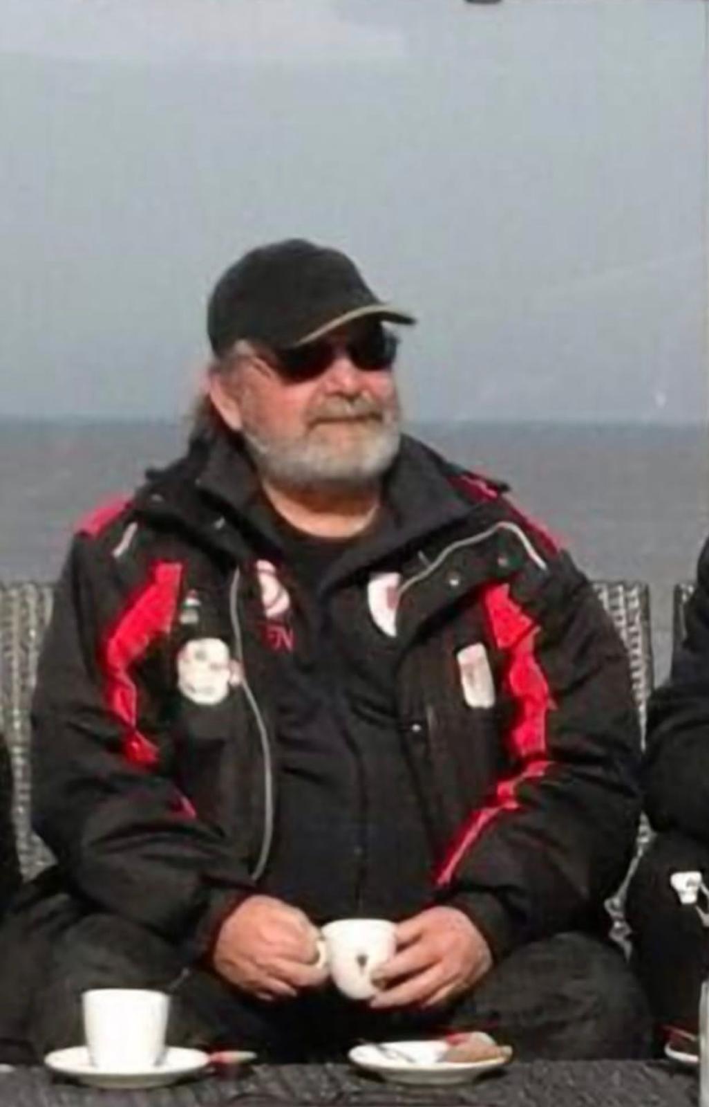 In memoriam Dik de Vries